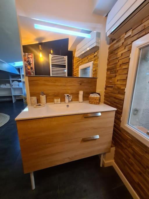 La Casa Cosy Love, Avec Jacuzzi Et Sauna Prives Palau-del-Vidre Exterior foto