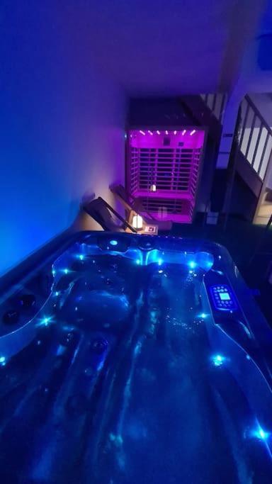 La Casa Cosy Love, Avec Jacuzzi Et Sauna Prives Palau-del-Vidre Exterior foto